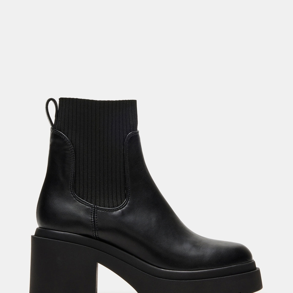 Steve Madden Black Hutch Ankle Boots